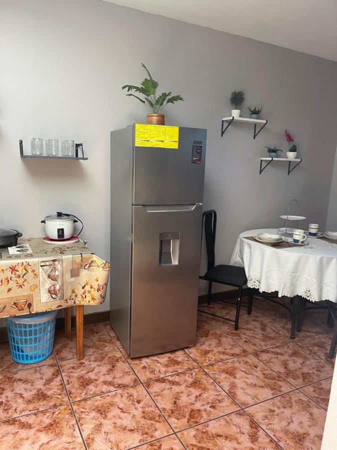 Relax In Downtown Alajuela 5 Min Near The Airport Apartment Екстериор снимка